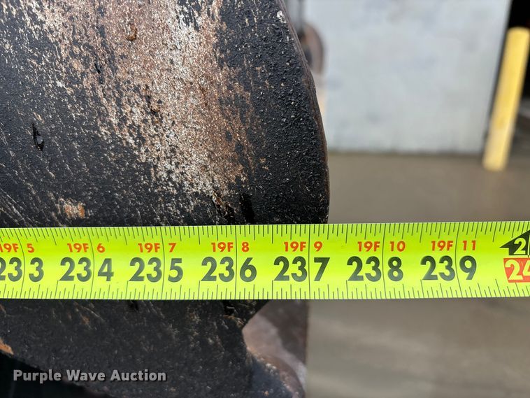 image for item FB3567 2017 Peterbilt 567 dump truck