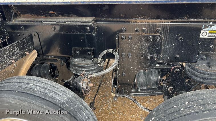 image for item FB3567 2017 Peterbilt 567 dump truck