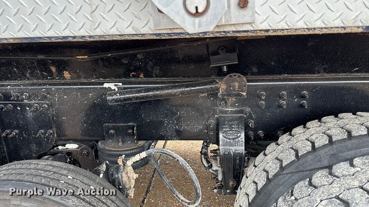 image for item FB3567 2017 Peterbilt 567 dump truck