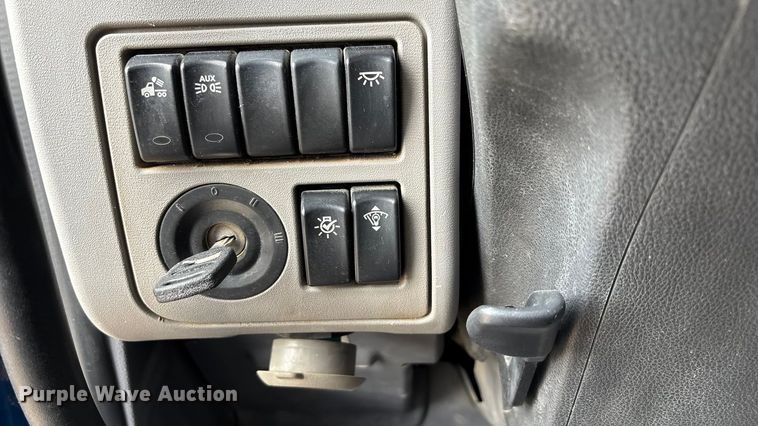 image for item FB3567 2017 Peterbilt 567 dump truck