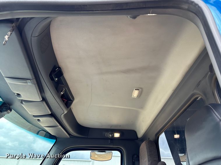 image for item FB3567 2017 Peterbilt 567 dump truck