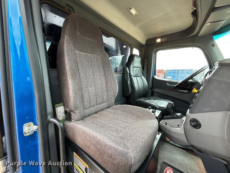 image for item FB3567 2017 Peterbilt 567 dump truck