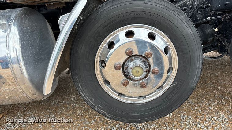 image for item FB3567 2017 Peterbilt 567 dump truck