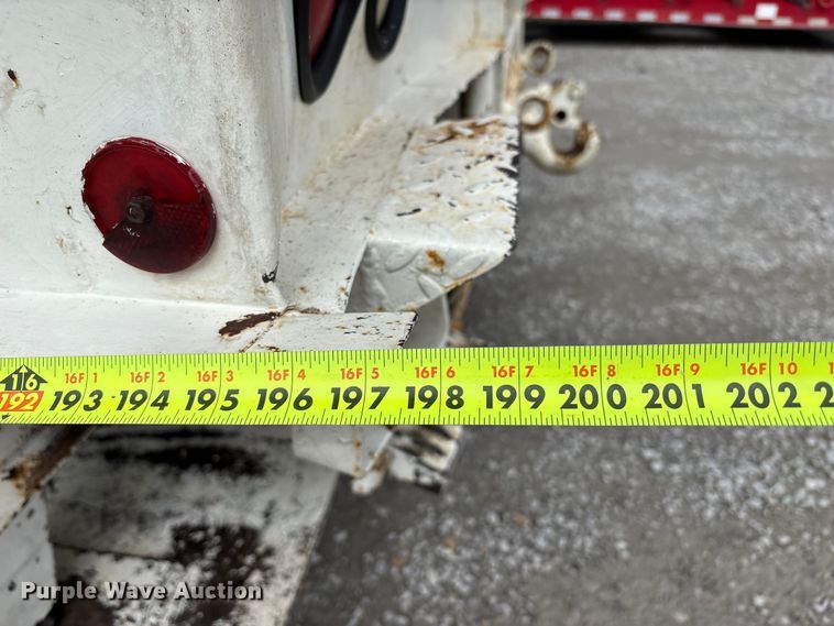 image for item FB3576 1997 Ford F800 digger derrick truck