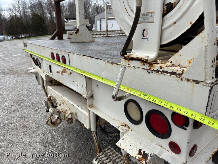 image for item FB3576 1997 Ford F800 digger derrick truck