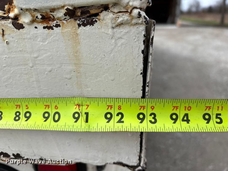 image for item FB3576 1997 Ford F800 digger derrick truck