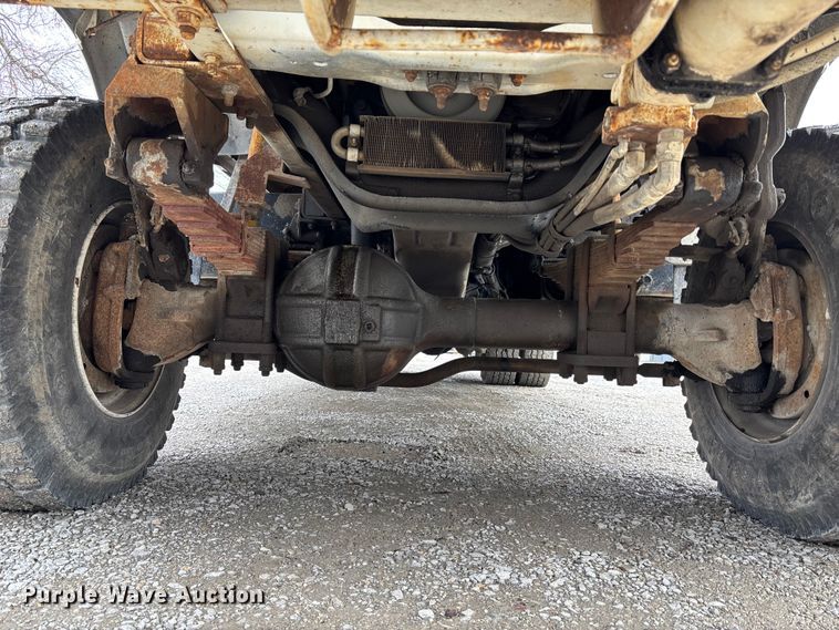 image for item FB3576 1997 Ford F800 digger derrick truck