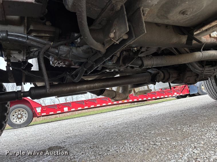 image for item FB3576 1997 Ford F800 digger derrick truck