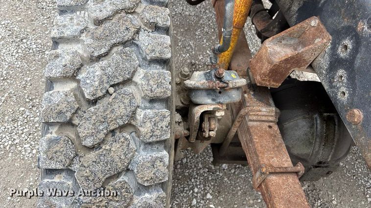 image for item FB3576 1997 Ford F800 digger derrick truck