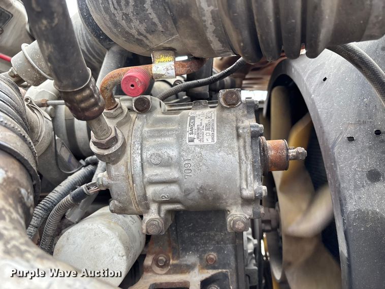 image for item FB3576 1997 Ford F800 digger derrick truck