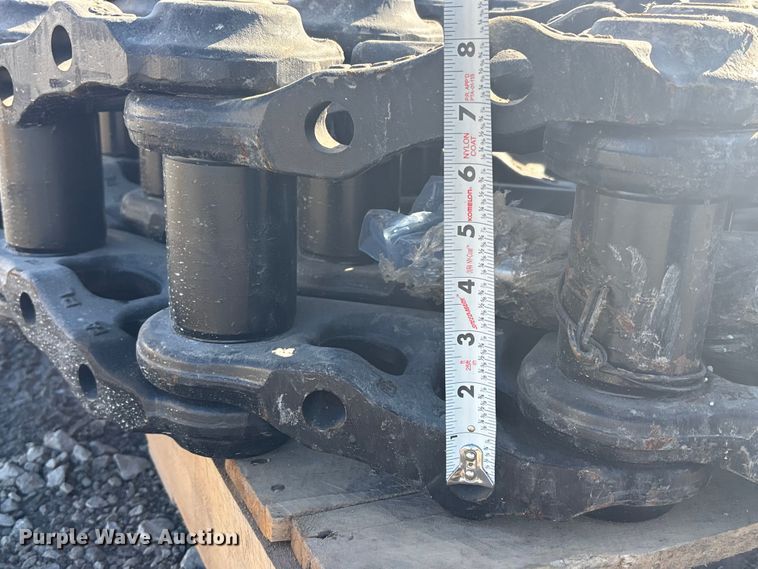 image for item FB3593 Caterpillar track rails