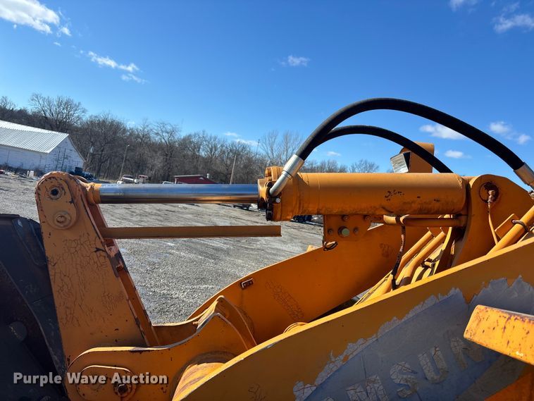 image for item FB3595 Samsung SL120-2 wheel loader