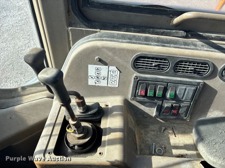 image for item FB3595 Samsung SL120-2 wheel loader