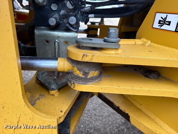 image for item FB6968 2013 John Deere 524K wheel loader