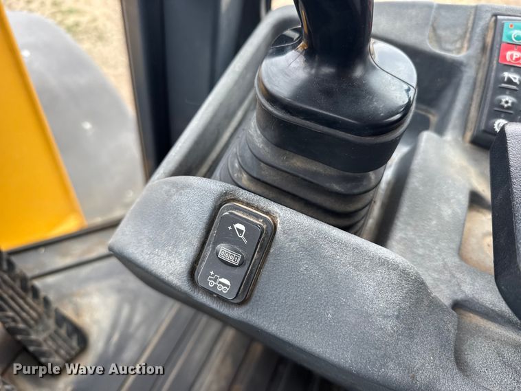 image for item FB6968 2013 John Deere 524K wheel loader