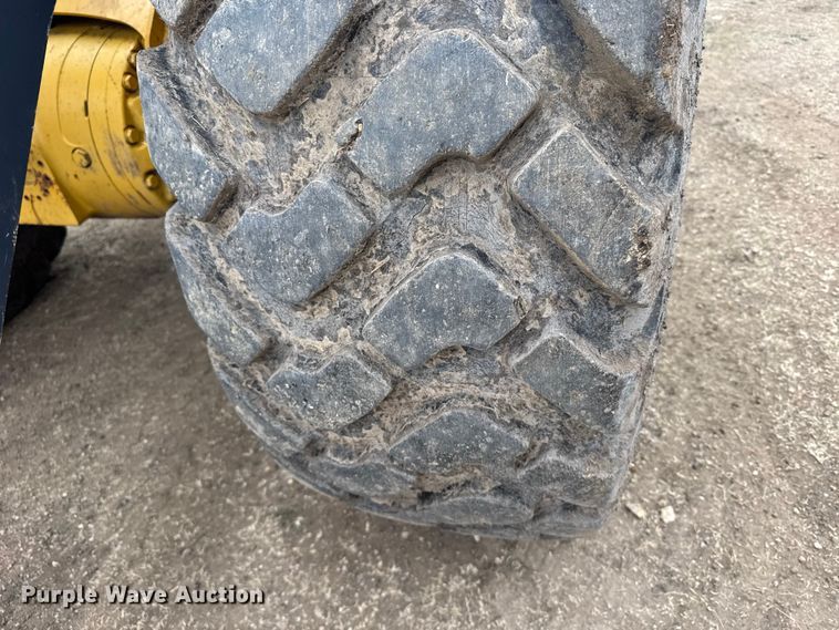 image for item FB6968 2013 John Deere 524K wheel loader