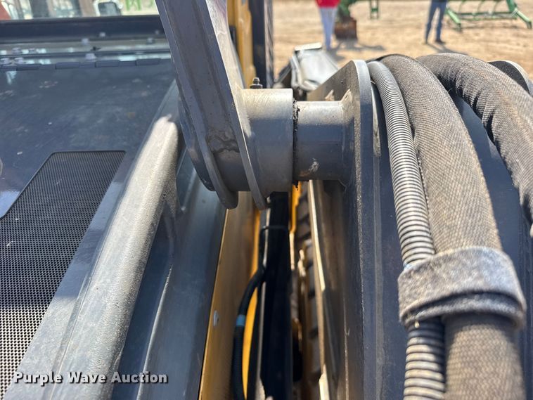 image for item FB6984 2020 John Deere 320G skid steer loader