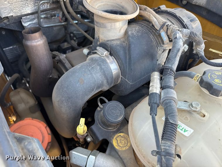 image for item FB6984 2020 John Deere 320G skid steer loader