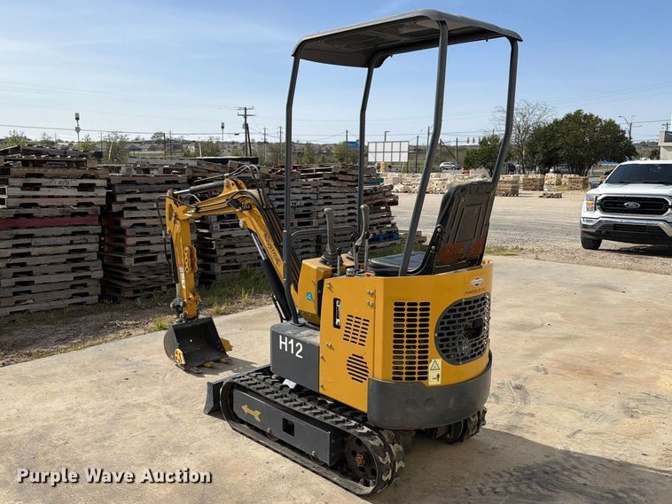 image for item FB8014 Agrotk H12 mini excavator