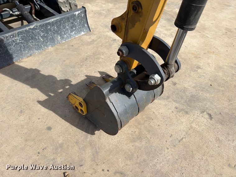 image for item FB8014 Agrotk H12 mini excavator