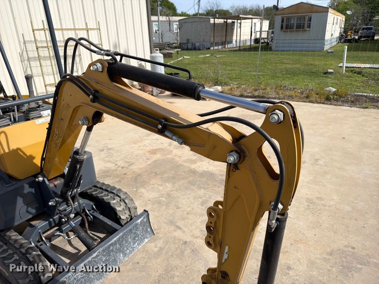 image for item FB8014 Agrotk H12 mini excavator