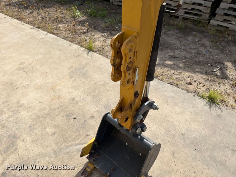 image for item FB8014 Agrotk H12 mini excavator