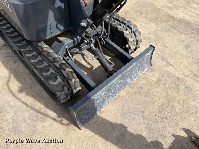 image for item FB8014 Agrotk H12 mini excavator