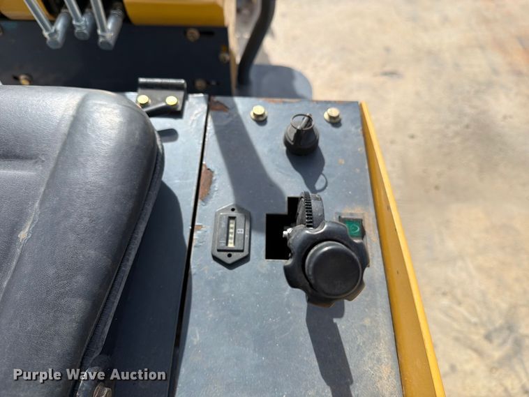 image for item FB8014 Agrotk H12 mini excavator