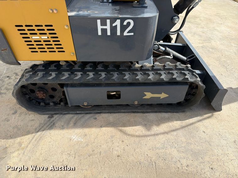 image for item FB8014 Agrotk H12 mini excavator