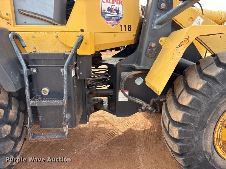 image for item FC2027 2010 Komatsu WA250-6 wheel loader