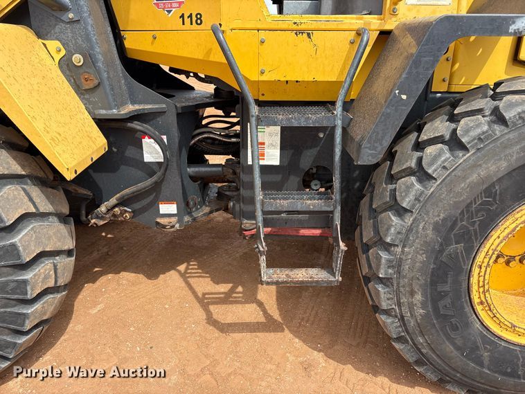 image for item FC2027 2010 Komatsu WA250-6 wheel loader