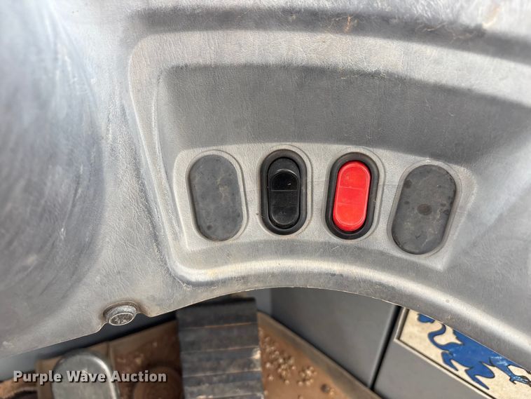 image for item FC2027 2010 Komatsu WA250-6 wheel loader