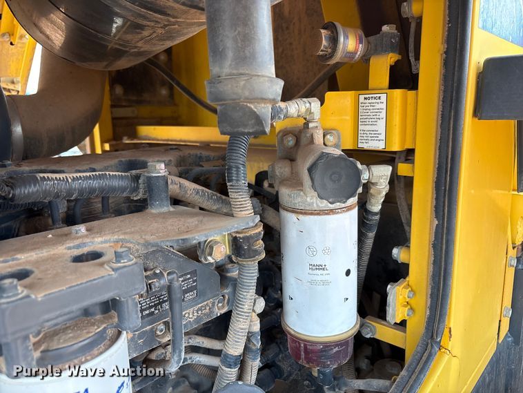 image for item FC2027 2010 Komatsu WA250-6 wheel loader