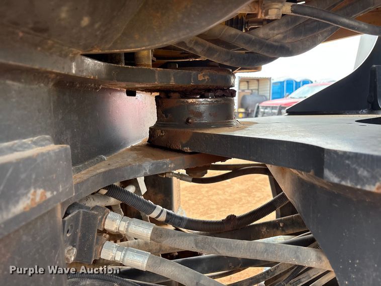 image for item FC2028 2005 Komatsu WA-250-5 wheel loader