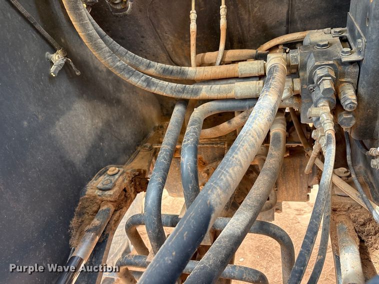 image for item FC2028 2005 Komatsu WA-250-5 wheel loader