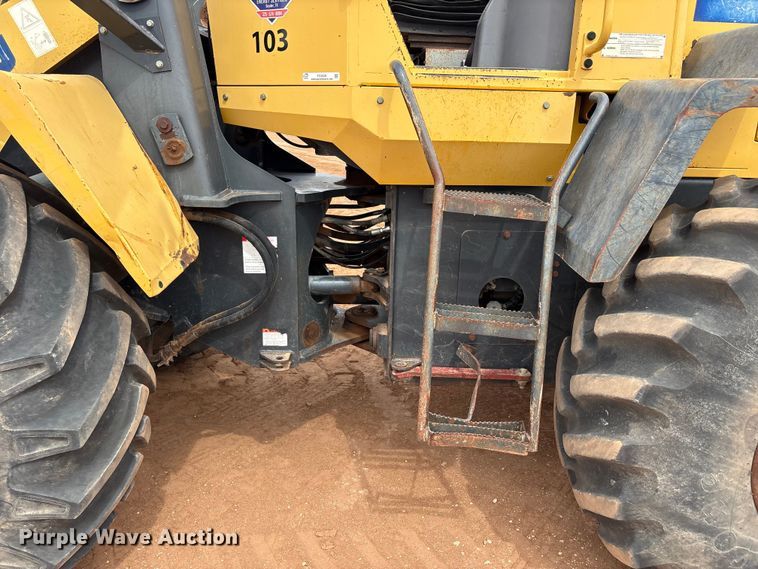 image for item FC2028 2005 Komatsu WA-250-5 wheel loader