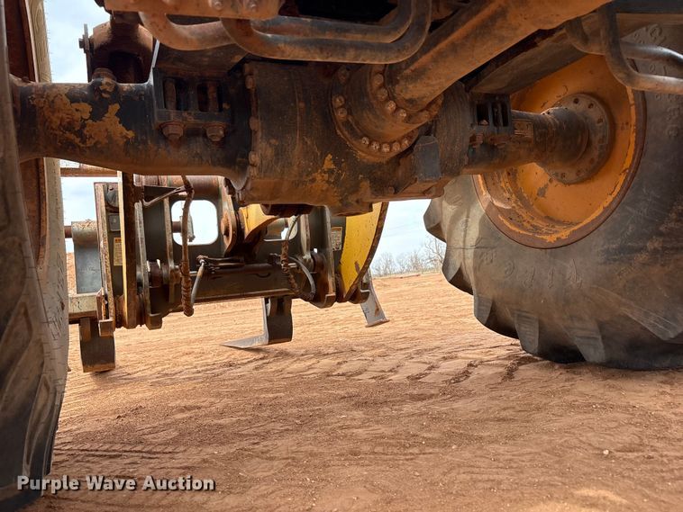 image for item FC2028 2005 Komatsu WA-250-5 wheel loader