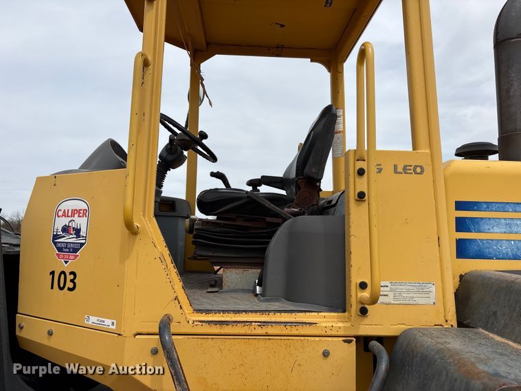 image for item FC2028 2005 Komatsu WA-250-5 wheel loader