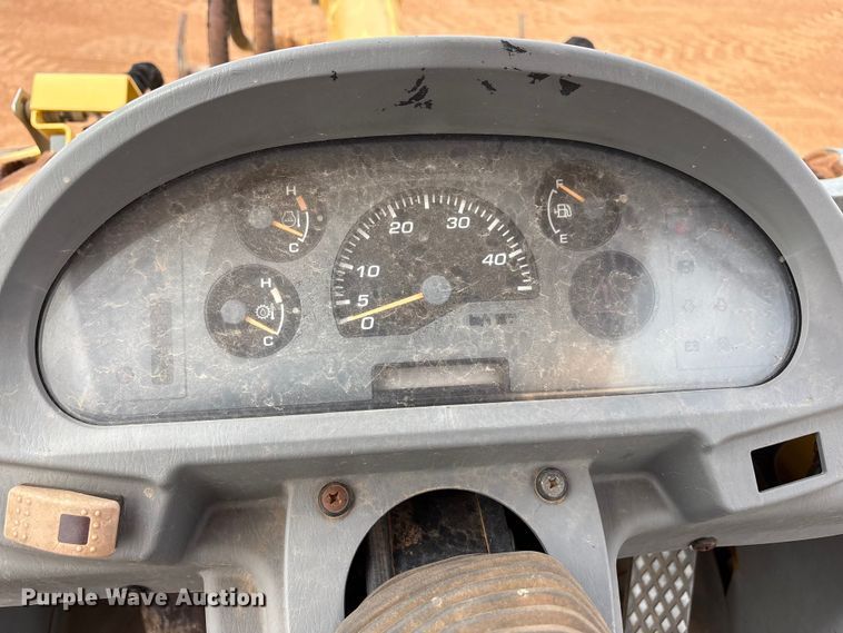 image for item FC2028 2005 Komatsu WA-250-5 wheel loader