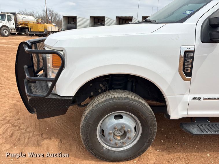 image for item FC2029 2020 Ford F350 Super Duty XL Crew Cab flatbed pickup truck