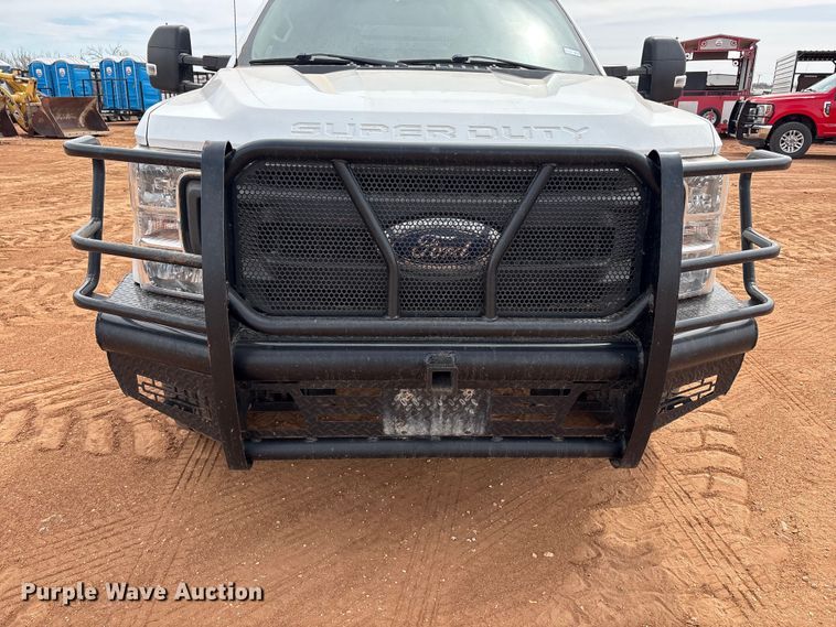 image for item FC2029 2020 Ford F350 Super Duty XL Crew Cab flatbed pickup truck