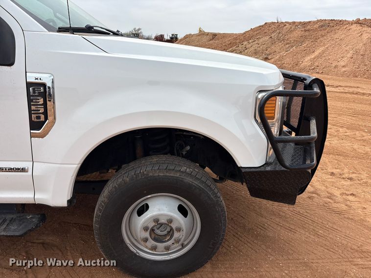 image for item FC2029 2020 Ford F350 Super Duty XL Crew Cab flatbed pickup truck