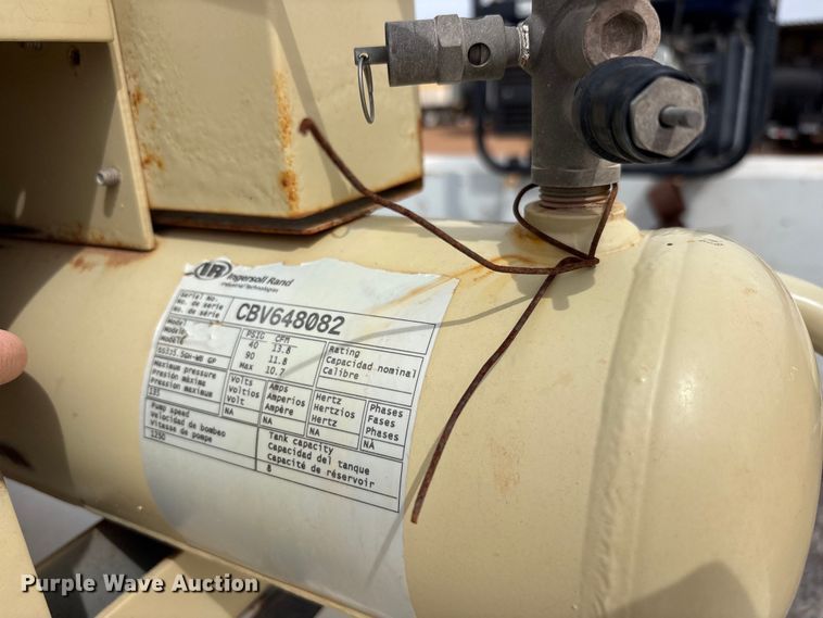 image for item FC2029 2020 Ford F350 Super Duty XL Crew Cab flatbed pickup truck