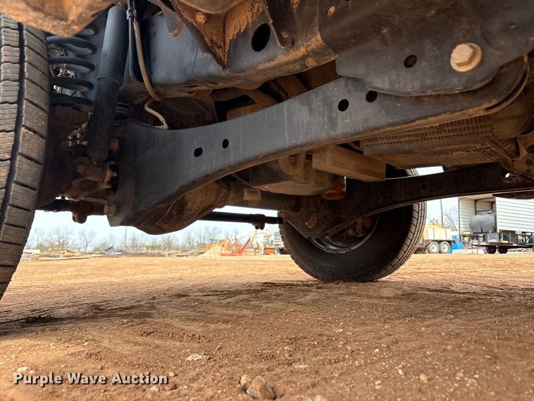 image for item FC2029 2020 Ford F350 Super Duty XL Crew Cab flatbed pickup truck