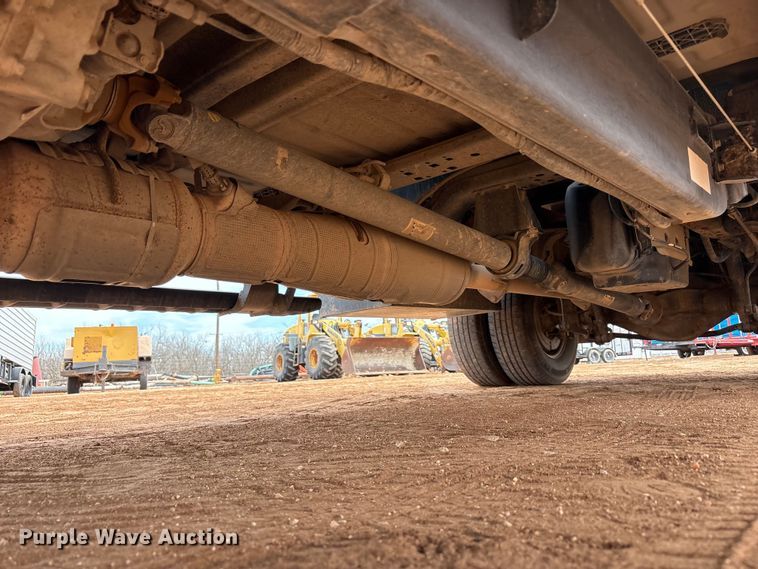 image for item FC2029 2020 Ford F350 Super Duty XL Crew Cab flatbed pickup truck