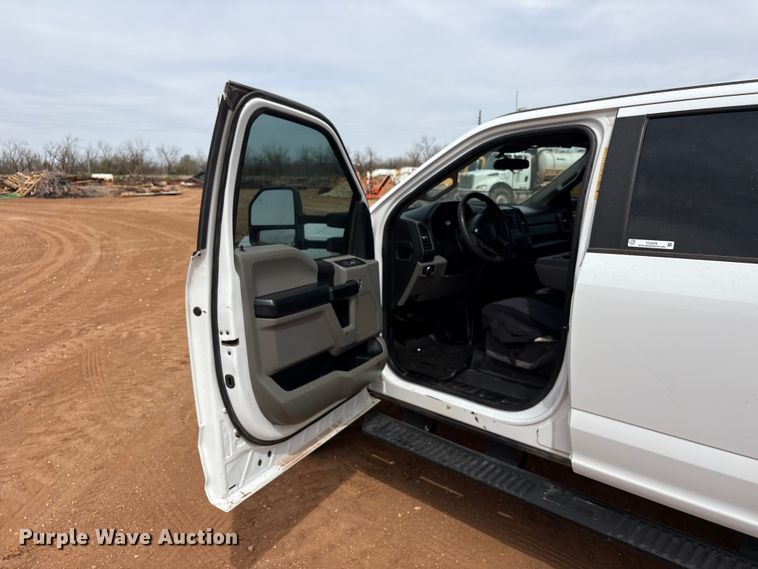 image for item FC2029 2020 Ford F350 Super Duty XL Crew Cab flatbed pickup truck