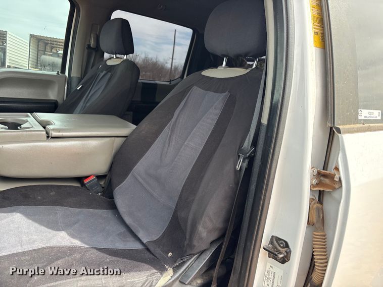 image for item FC2029 2020 Ford F350 Super Duty XL Crew Cab flatbed pickup truck