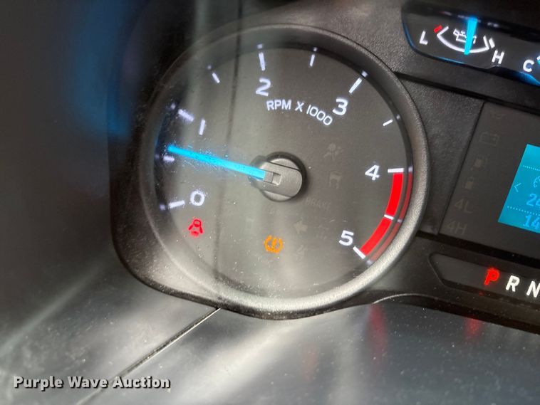 image for item FC2029 2020 Ford F350 Super Duty XL Crew Cab flatbed pickup truck