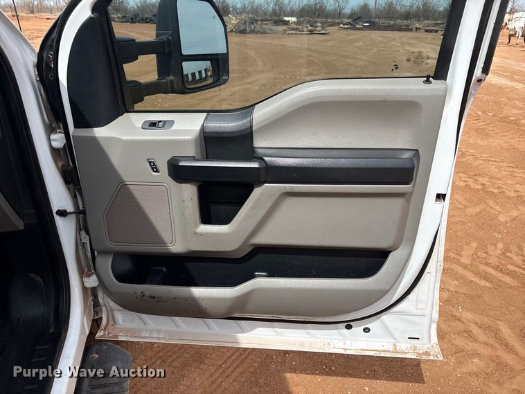 image for item FC2029 2020 Ford F350 Super Duty XL Crew Cab flatbed pickup truck