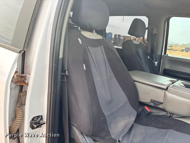 image for item FC2029 2020 Ford F350 Super Duty XL Crew Cab flatbed pickup truck